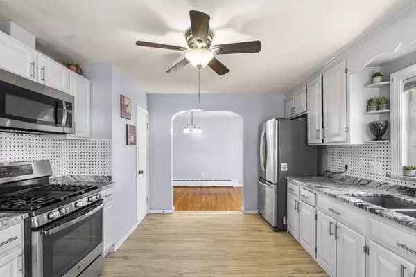 34 Merrimack St, Methuen, MA 01844