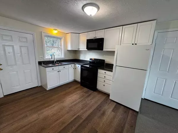 249 E High St #3, Manchester, NH 03104