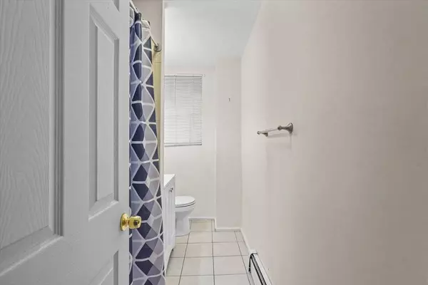 364 Lawrence St, Lawrence, MA 01841