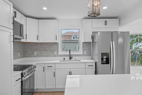 41 South Lincoln St, Haverhill, MA 01835