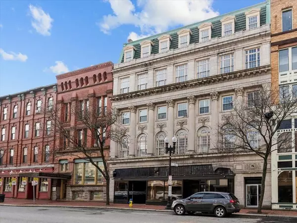 280 Essex Street #402, Lawrence, MA 01840