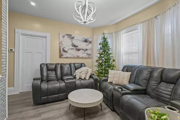 67-69 Osgood St, Lawrence, MA 01843