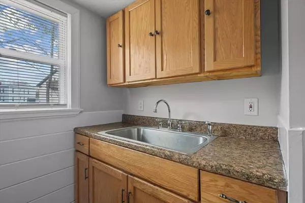 134 High St, Haverhill, MA 01832