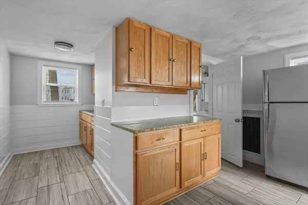 134 High St, Haverhill, MA 01832