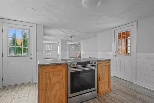 134 High St, Haverhill, MA 01832