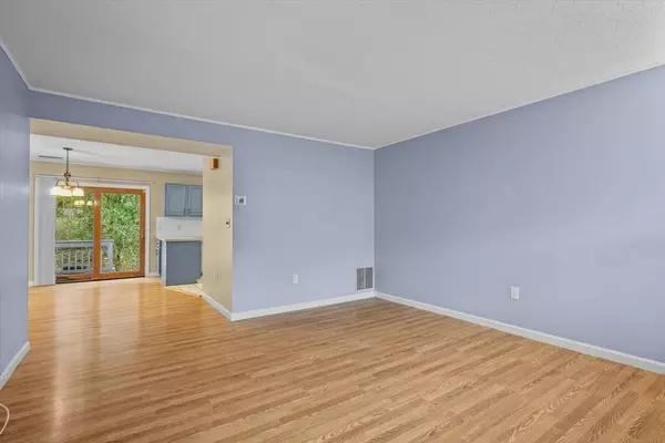 61 Kathy Dr #61, Haverhill, MA 01832