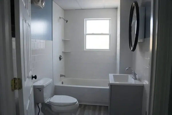 545 Brayton Ave, Fall River, MA 02721