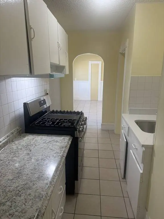 52 - 54 Margin St #4, Lawrence, MA 01841