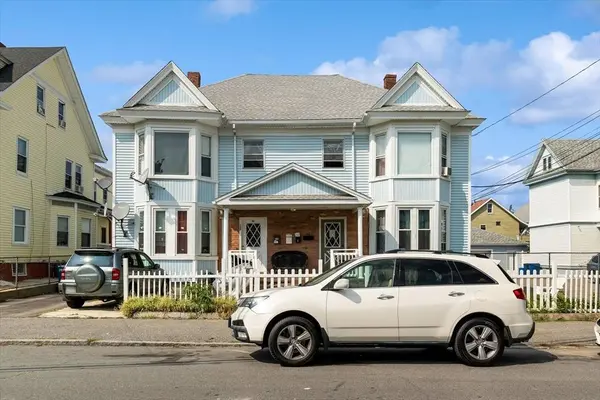 100 Bailey St #3, Lawrence, MA 01843