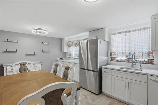 32 Josephine Ave, Methuen, MA 01844