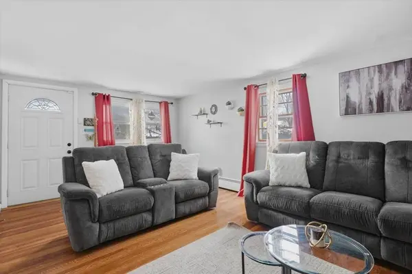 32 Josephine Ave, Methuen, MA 01844