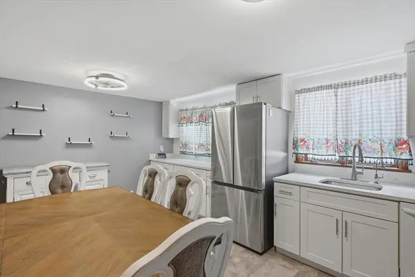 32 Josephine Ave, Methuen, MA 01844