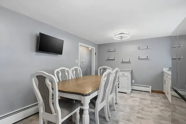 32 Josephine Ave, Methuen, MA 01844