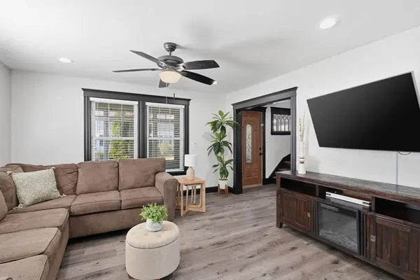 90 Newton Ave, Lynn, MA 01905