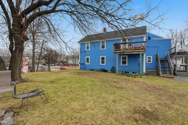 123 Lancaster St, Leominster, MA 01453
