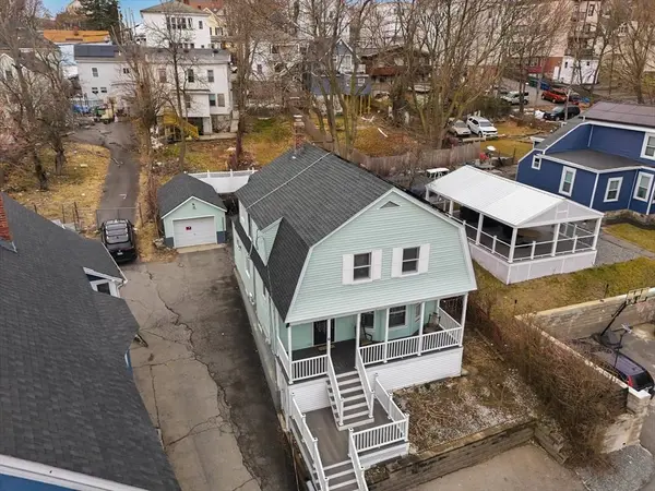 6 Cranshaw Pl, Lawrence, MA 01841