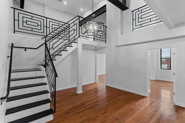 280 Essex Street #502, Lawrence, MA 01840