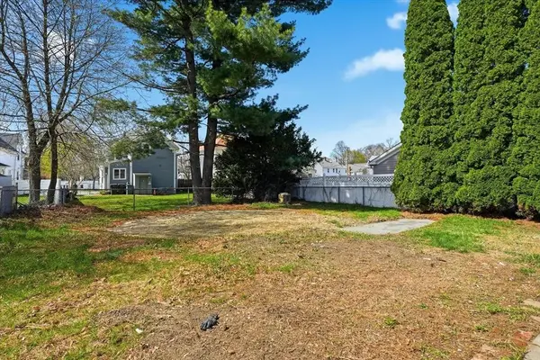 5 Pond Street, Haverhill, MA 01835