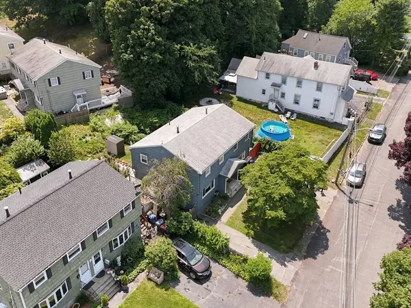 633 E Merrimack St #633, Lowell, MA 01852