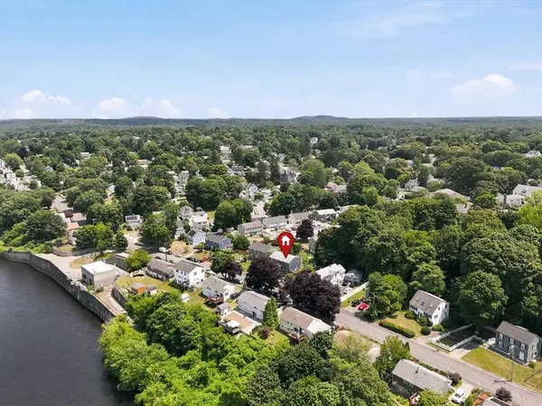 633 E Merrimack St #633, Lowell, MA 01852