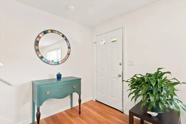 633 E Merrimack St #633, Lowell, MA 01852