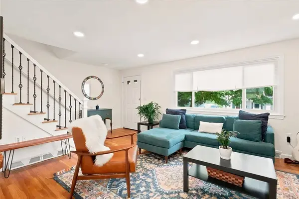 633 E Merrimack St #633, Lowell, MA 01852
