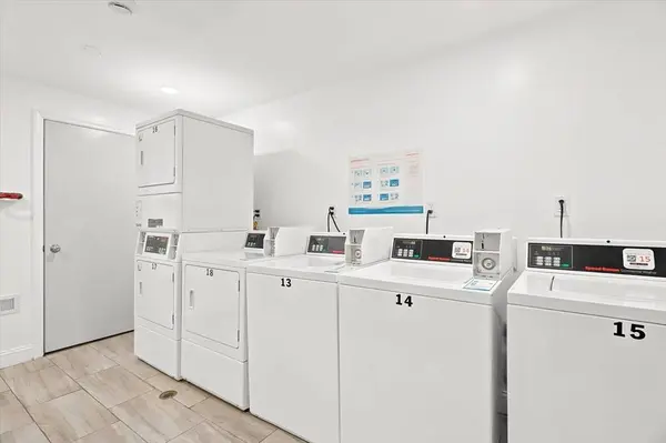 645 W Lowell Ave #8, Haverhill, MA 01832