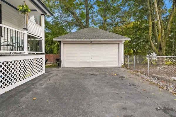 20 Ridge Rd, Lawrence, MA 01841