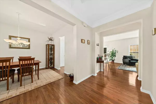 2132 Summerwood Dr, Mount Pleasant, SC 29466