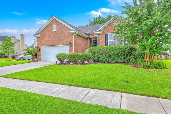 1868 Palmetto Isle Dr, Mount Pleasant, SC 29466