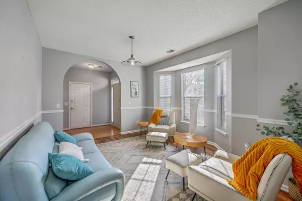 8519 Kennestone Ln, North Charleston, SC 29420