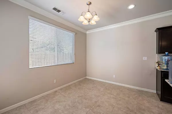 3874 Hampton WAY, Clovis, CA 93619