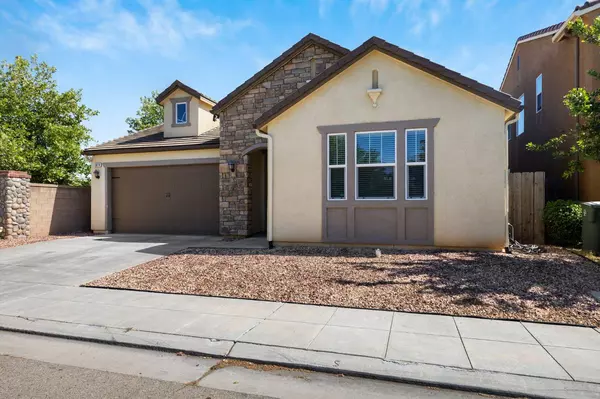 3874 Hampton WAY, Clovis, CA 93619