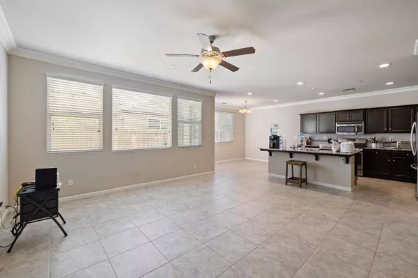 3874 Hampton WAY, Clovis, CA 93619