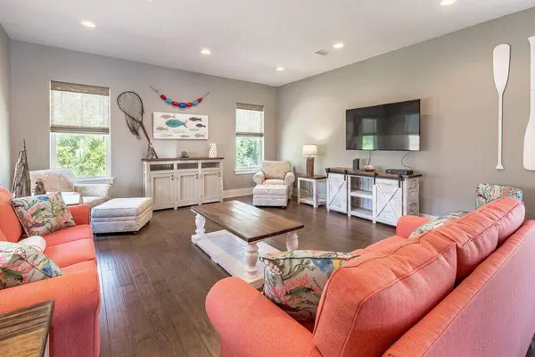 77 Mobile ST, Miramar Beach, FL 32550