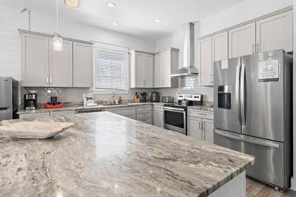 105 Mark ST, Destin, FL 32541