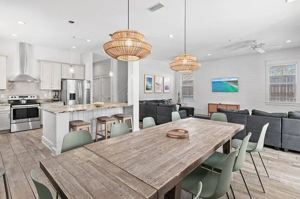 105 Mark ST, Destin, FL 32541