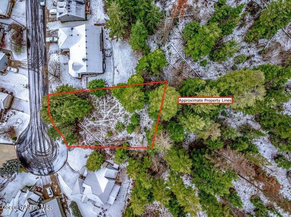 961 N Armstong Dr, Coeur d'Alene, ID 83814