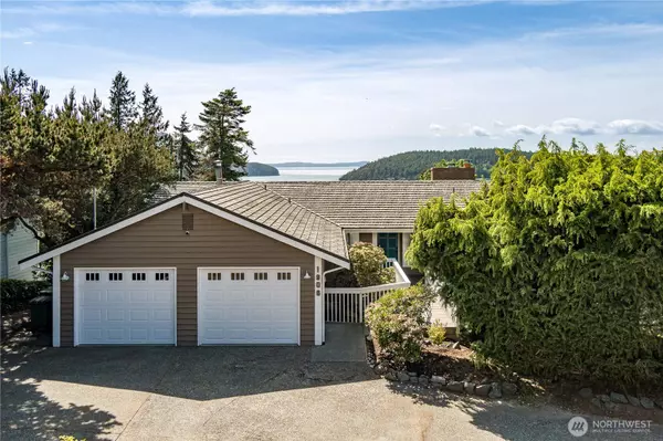 1906 Highland DR, Anacortes, WA 98221