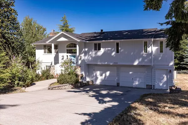 4500 Larson DR, Oak Harbor, WA 98277