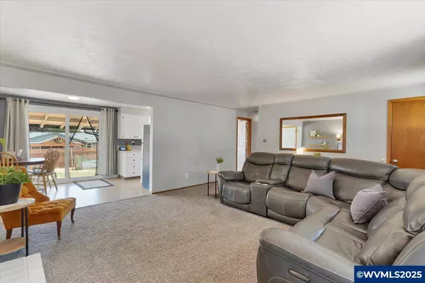 4372 Coloma Dr SE SE, Salem, OR 97302-9999