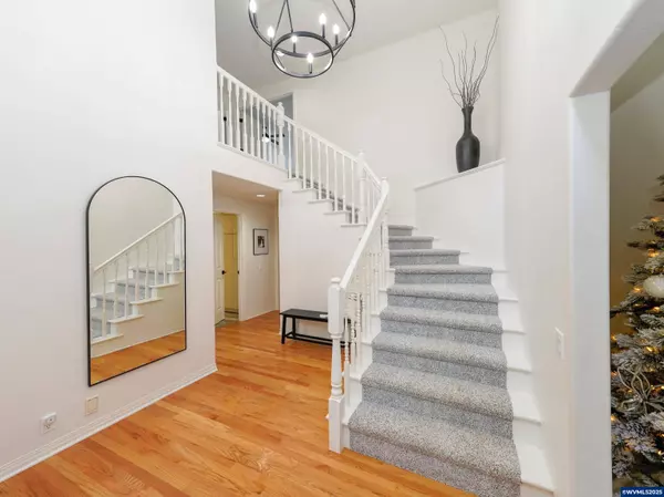 4359 Croisan Ridge Wy S S, Salem, OR 97302-9422