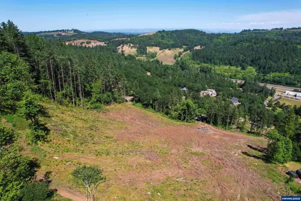 1199 Twin Hills Rd, Jefferson, OR 97352