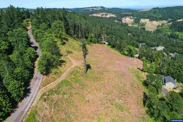 1199 Twin Hills Rd, Jefferson, OR 97352