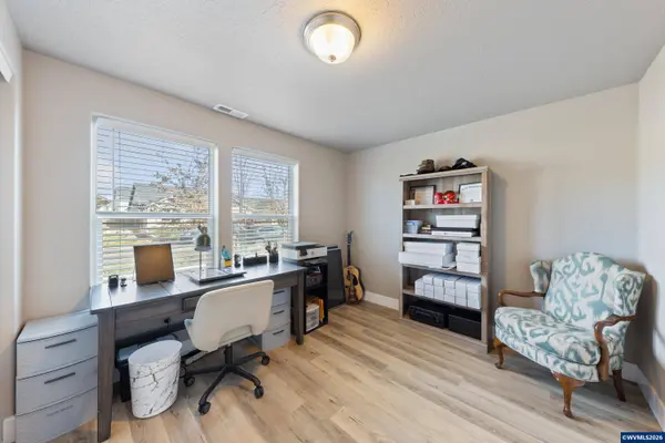 558 Casting St SE SE, Albany, OR 97322