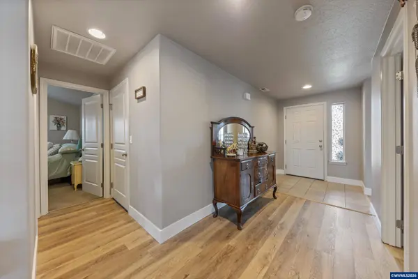 558 Casting St SE SE, Albany, OR 97322