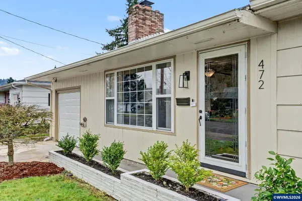 472 E St, Lebanon, OR 97355