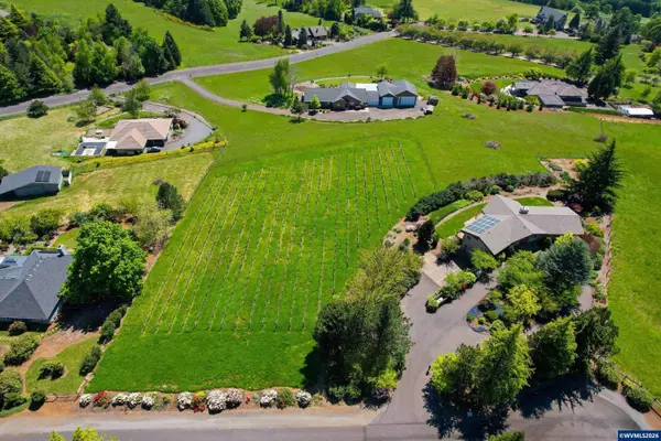3864 West Nanitch Cir S S, Salem, OR 97306-9701