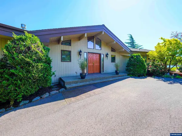 3864 West Nanitch Cir S S, Salem, OR 97306-9701