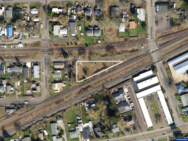 2240 Water Av NE NE, Albany, OR 97321